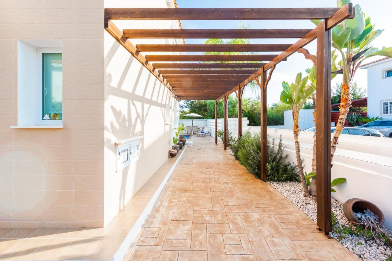 Villa Palm Breeze By Ezoria Villas Protaras Eksteriør billede